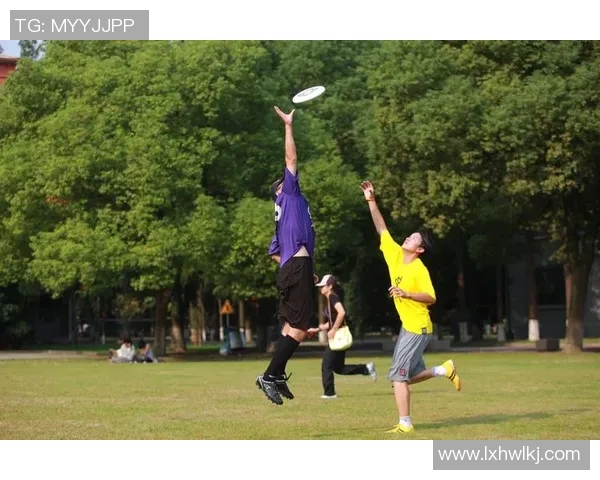 飞盘热潮席卷上海:从竞技到文化的全面转型与意识觉醒 飞盘热潮席卷上海:从竞技到文化的全面转型与意识觉醒