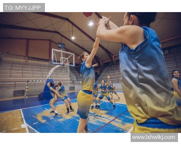 任骏飞带领球队奋勇拼搏展现篮球精神与团队力量的精彩瞬间