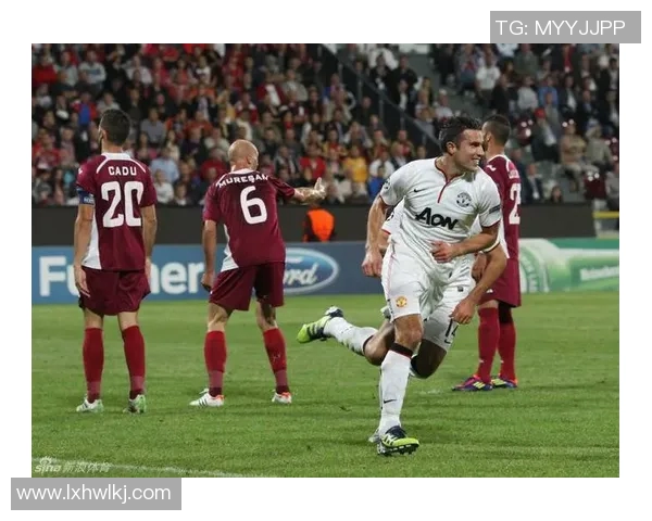 克卢日与马模激战在即谁能在欧联杯小组赛中脱颖而出