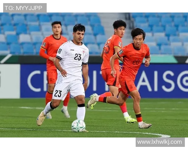 国足与乌兹别克精彩回放分析赛场表现与战术对决