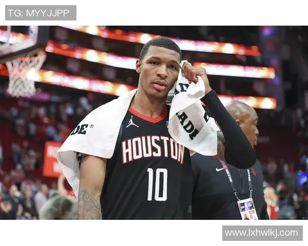 小贾巴里史密斯的崛起与未来展望：一位篮球新星的成长之路