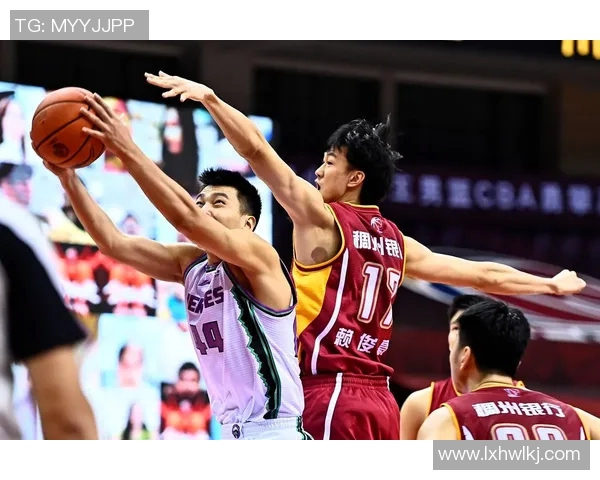 广州队迎战浙江稠州银行全力争胜展现篮球魅力与团队精神