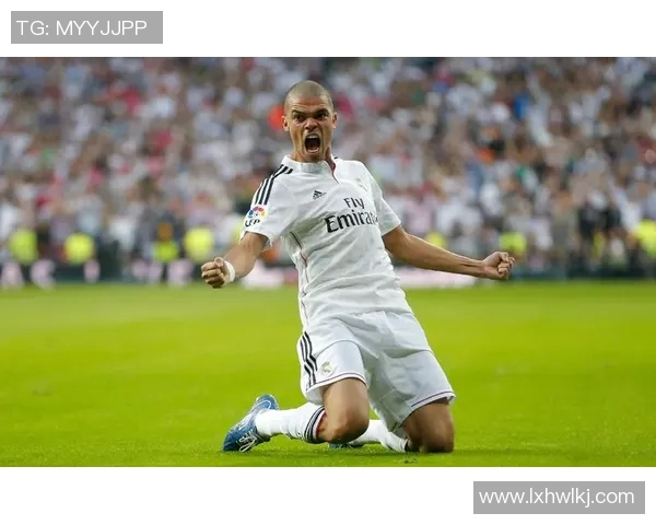 皇马与格雷米奥激情对决谁能在这场较量中笑到最后