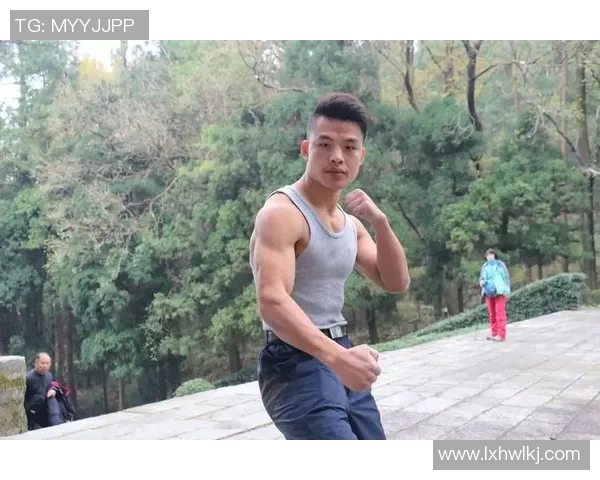 罗凯文的成长之路：从平凡少年到卓越领袖的蜕变与启示