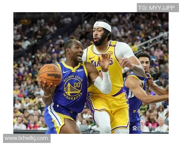 2015年湖人队与国王队季前赛精彩回顾与赛后分析